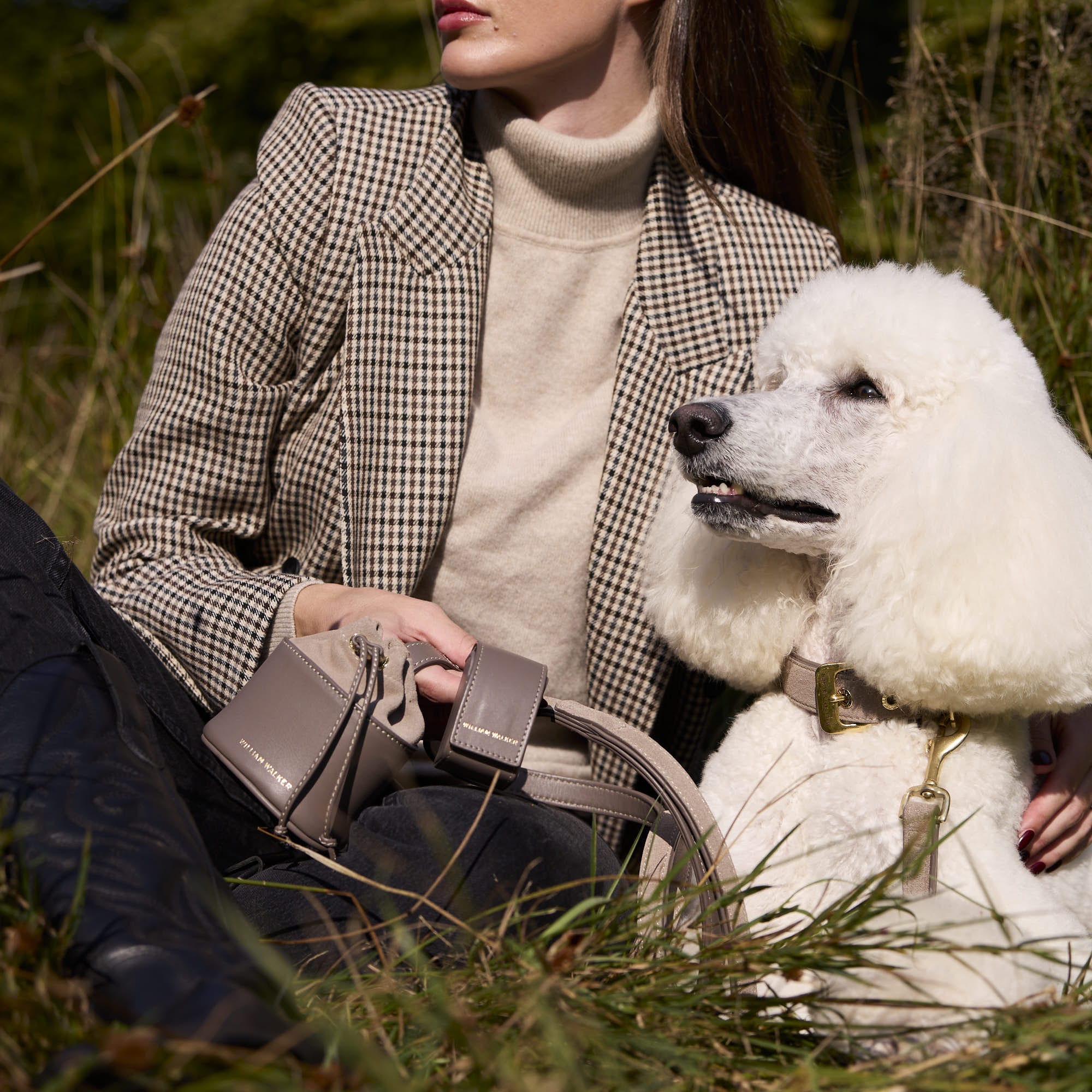 William Walker Kotbeutelspender Pebble (Taupe)